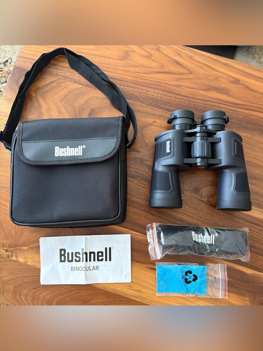Bushnell 7x50 Full Size Binoculars With Case Strap Lens Covers Pristine